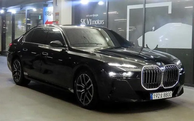 그랑콜레오스하이브리드 중고차 7시리즈 (G70) 740i sDrive M 스포츠 매물 사진 2 - 2023/08 66,005km